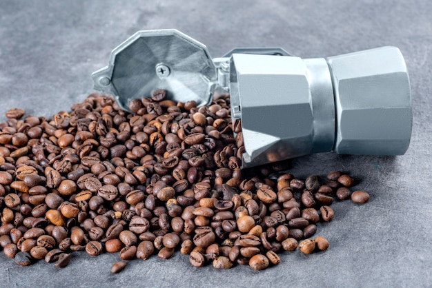 Jaka kawa ziarnista do ekspresu ciśnieniowego sprawdzi się na co dzień?