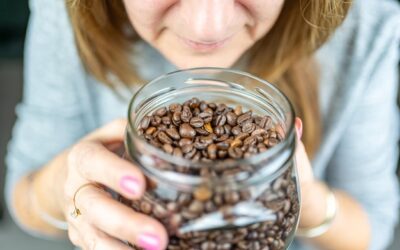 Jaka dobra kawa ziarnista sprawdzi się na co dzień?