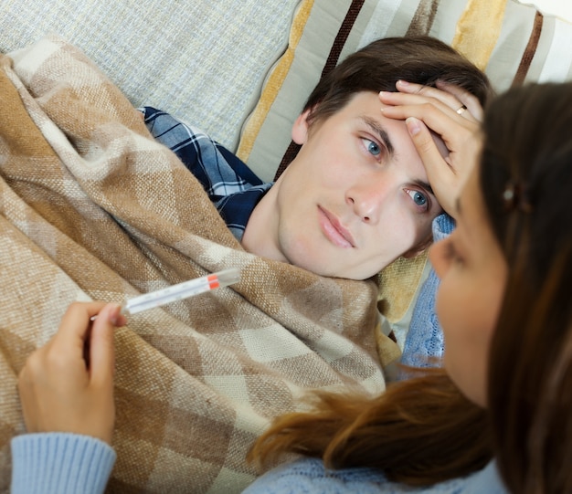 Osłabienie jaka temperatura powinna niepokoić?